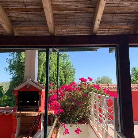 Casa Bougainvillea Feriehus Paderne (Faro)