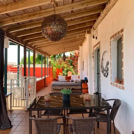 Feriehus Casa Bougainvillea *